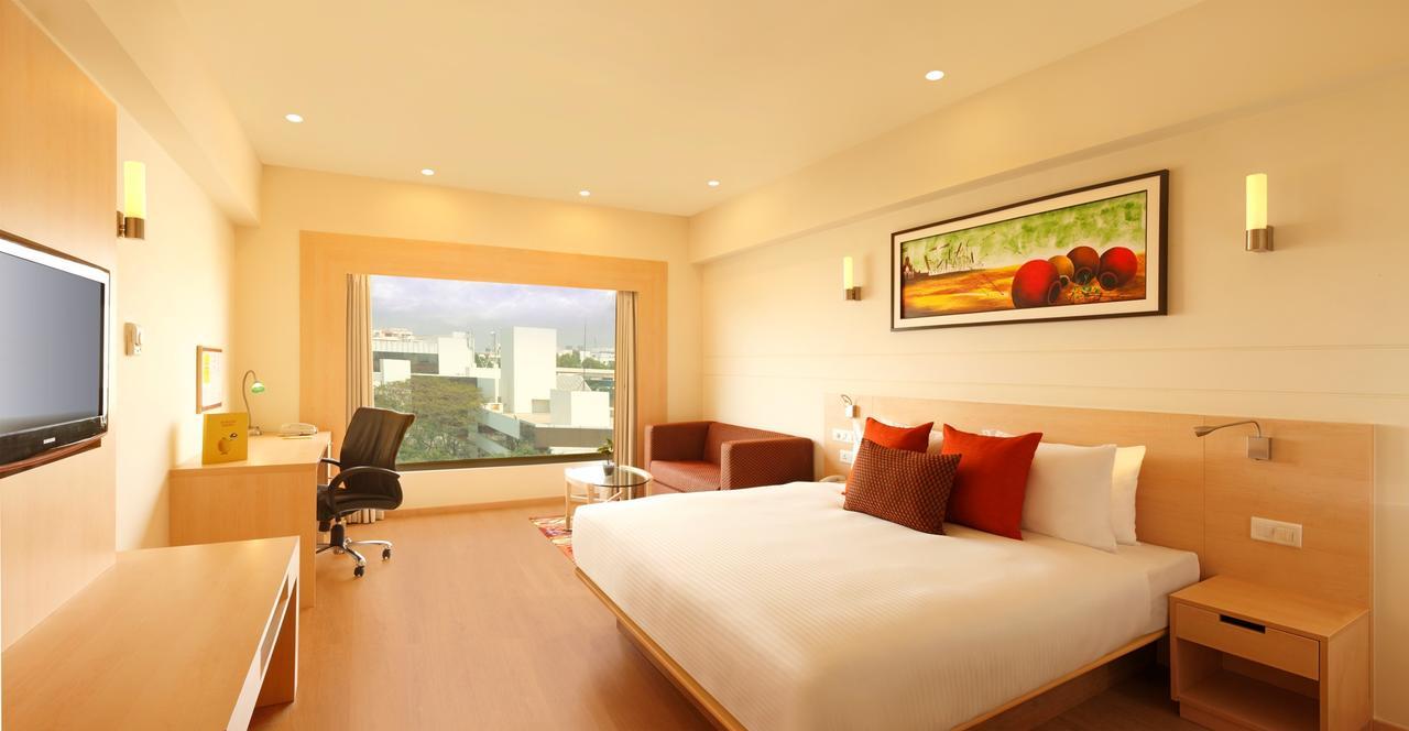 Lemon Tree Hotel, Banjara Hills, Hyderabad Exterior foto